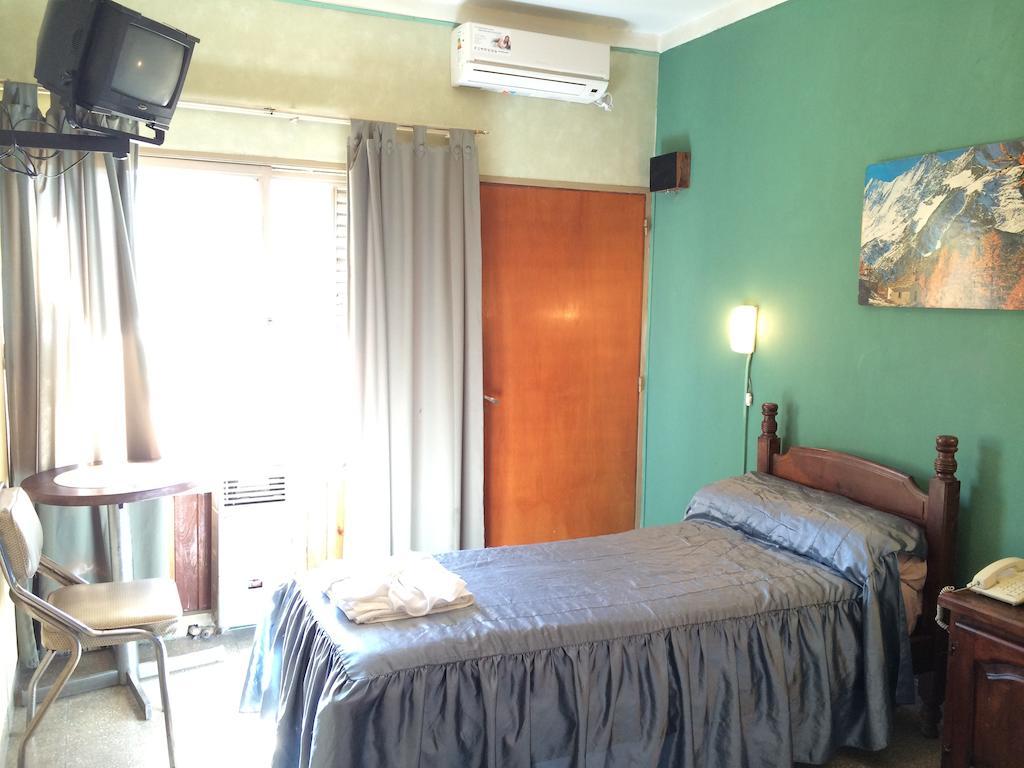 Hotel Cordoba Villa Carlos Paz Phòng bức ảnh