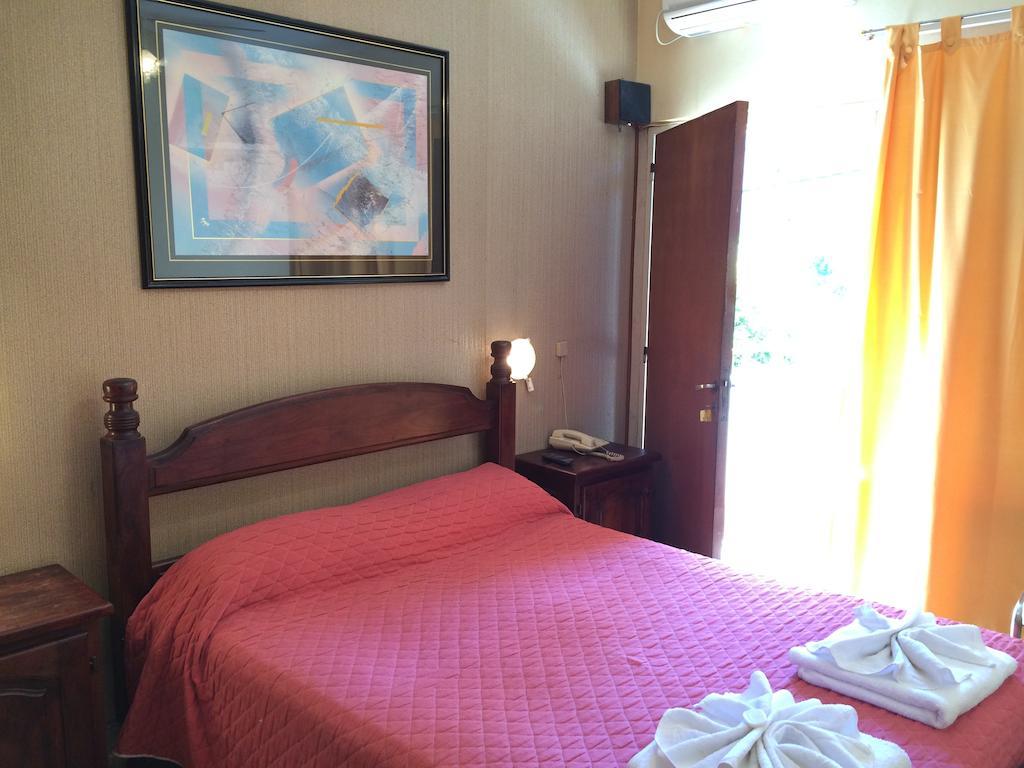 Hotel Cordoba Villa Carlos Paz Phòng bức ảnh